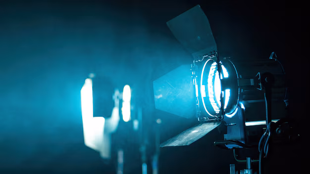 professional-lighting-equipment-movie-set-with-smoke-air_1268-17217